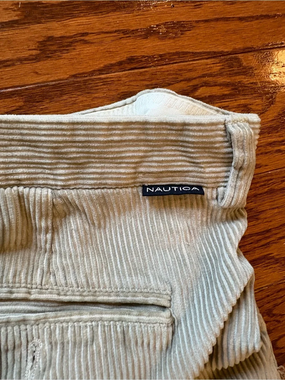 Nautica comfortable tan